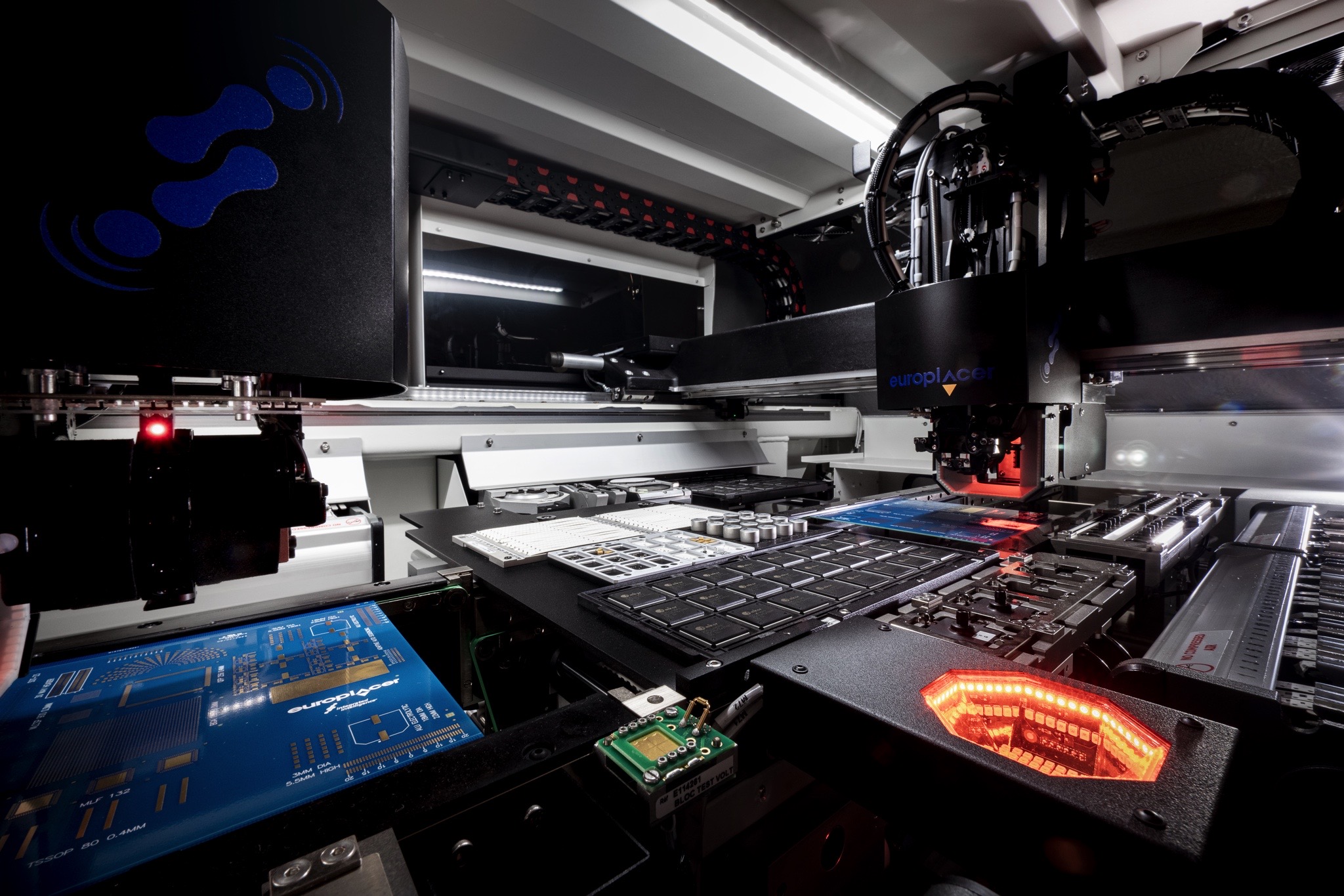 pick and place machine